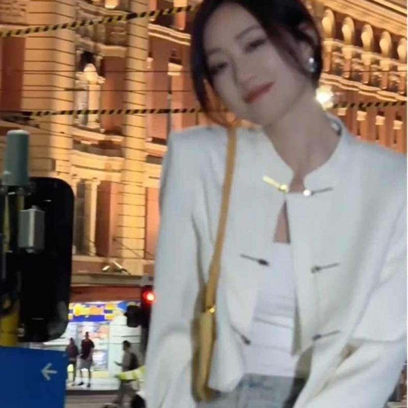 レディース ジャケット チャイナ風 唐装風 春 軽量 通気性 ペタイト ショート丈 スタンドカラー 切り替え 通勤用 スーツスタイル 小柄対応 4,233円
