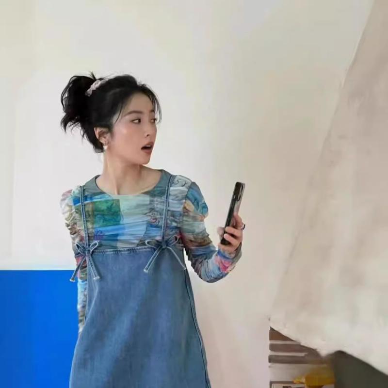 レディース 春 吊帯 衣装 ジーンズ ミニ丈 綿織物 原材料 後押し 字母 刺しゅう つがい結び シュロの葉 心地好い 普段使い走り 可愛らしい 表現スタイル 軽さ 伸縮性