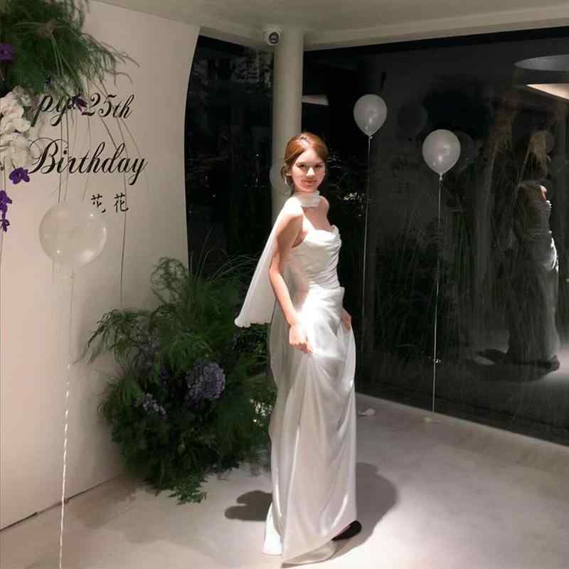 レディース ホワイト ミニドレス 婚約 パーティー 誕生日 上品 高級感 エレガント 軽やか 女性らしい シルエット フォーマル 普段使い