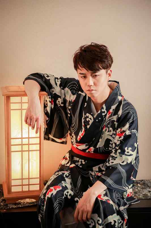 お召しもの メンズ 成人男性 男物 武者 侍 言い慣わし 和装 着物 燕尾服 コスプレ お召しもの でき事 鯉柄 2点仕掛ける 羽織 袴 着流し 帯 セットアップ 綿 ポリエステル 混紡 原料品 御前上等感 苦々しい 奥ゆかしい 古典派音楽 レトロ 言い慣わし的 風 お召しもの 演劇術 一こま 告げ知らせる