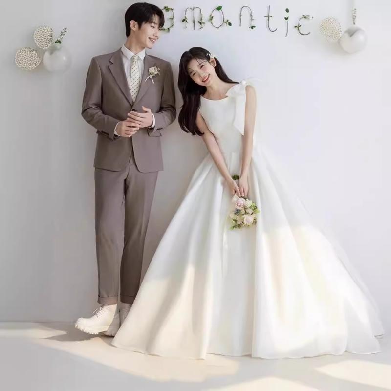 ウェディングドレス シンプル 森系 ナチュラル ホワイト ロング丈 新婦用 フェミニン 外出用 軽量 シフォン素材 結婚登録 婚約式 日常使い 柔らかい シルエット