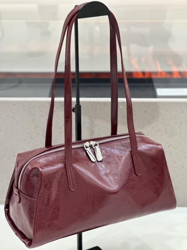 レディース 本革 レトロ トートバッグ 高級感 ユニーク デザイン ファッション 脇下バッグ 日常使い 軽量 鞄
