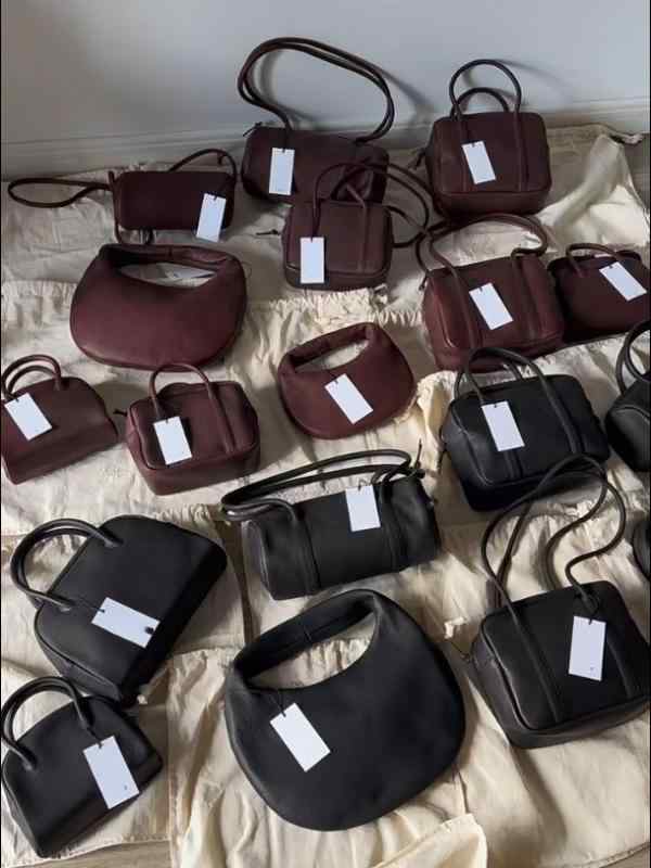女性用 ボストンバッグ シンプル スタイリッシュ 通勤 普段使い 万能 トレンド 小型 スクエア ショルダー 鞄