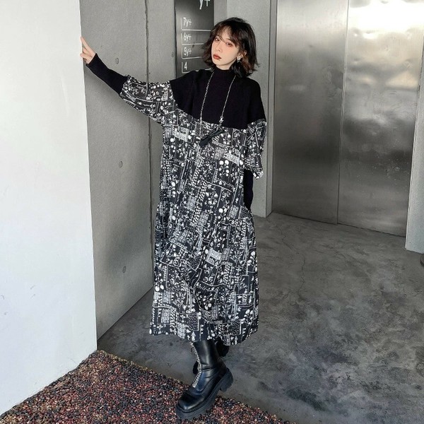 デザイン性のあるお洒落なワンピース‼️ ピンタックデザインワンピース（マキシ丈/ロングワンピース