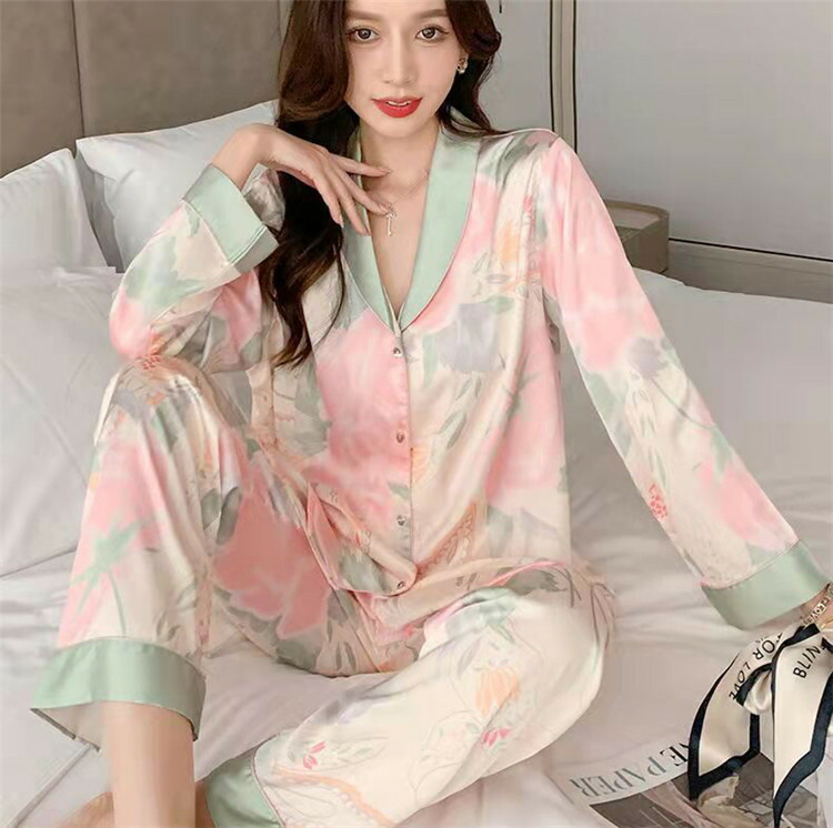 パジャマ レディース おしゃれ サテン シルク風 シンプル セクシー ナイトウェア ルームウェア レディースファッション 上下セット 半袖 可愛い 夏 柔らかい 超ゆったり 部屋着 長袖 韓国風 高級感 お年玉セール特価 長袖
