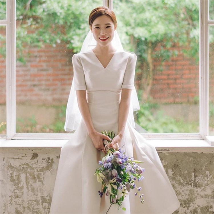 楽天市場】韓国 ウェディングドレス バックレス リボン 結婚式 二次会 