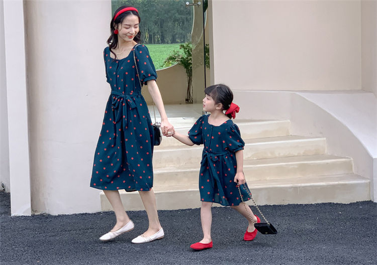 楽天市場】親子ペアルック ワンピース リンクコーデ 親子服 親子コーデ 楽天市場】親子ペアルック ワンピース リンクコーデ 親子服 親子コーデ
