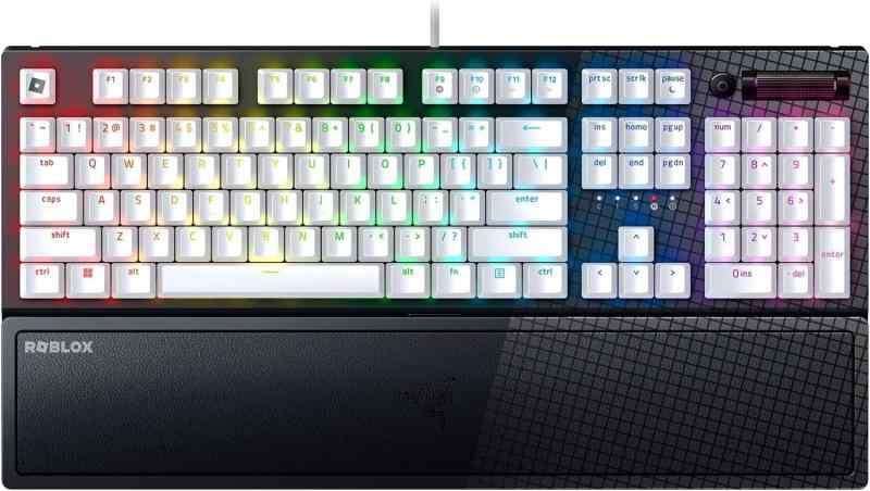 Roblox ゲーミングキーボード レイザー BlackWidow V3 Roblox Edition グリーンメカニカルスイッチ搭載で満足感のあるキーストロークのフィードバックが体感できる有線キーボード Chroma RGB ライティ|ファミラ