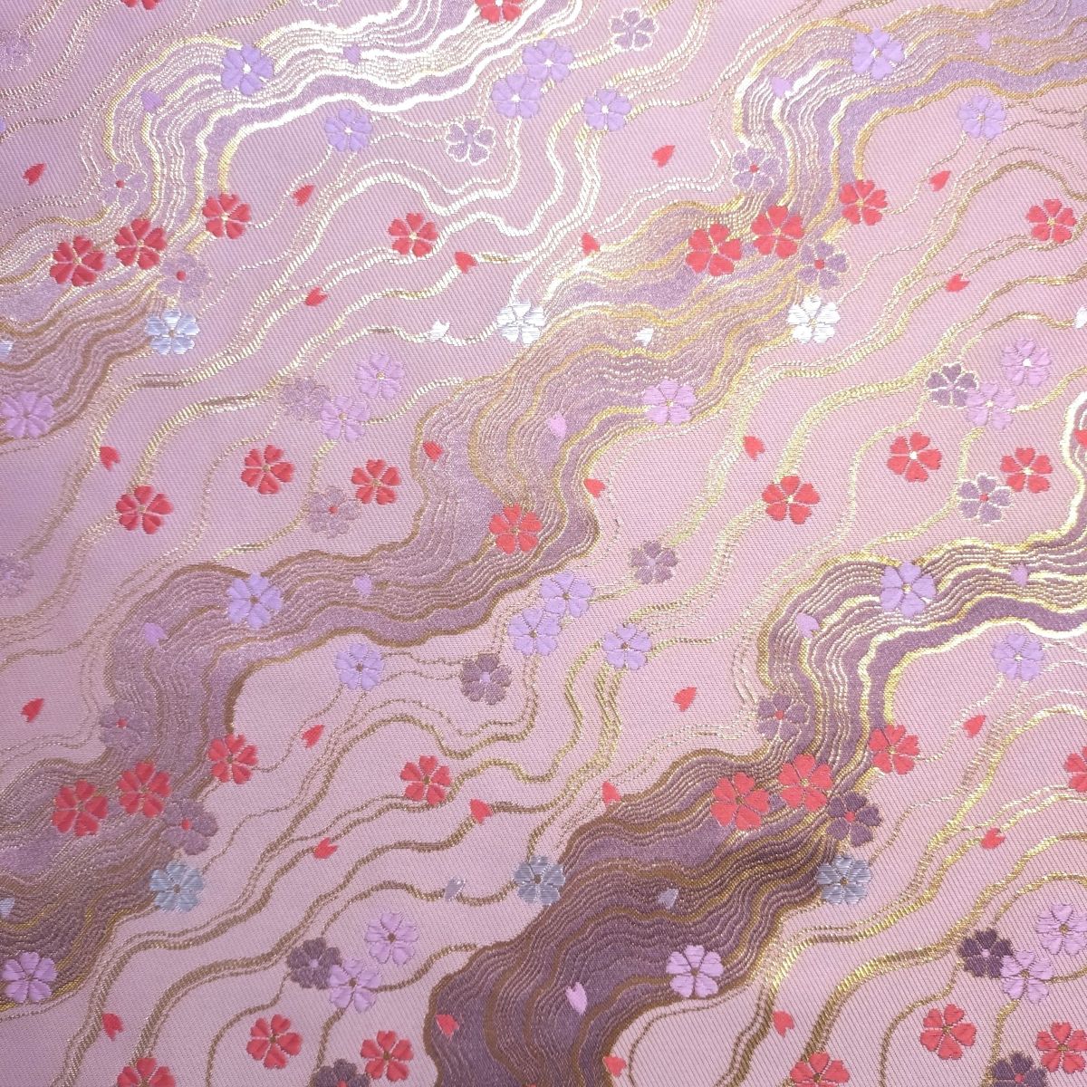 楽天市場】金襴 生地 豪華絢爛な流し文様七宝松に菊 橙008-24