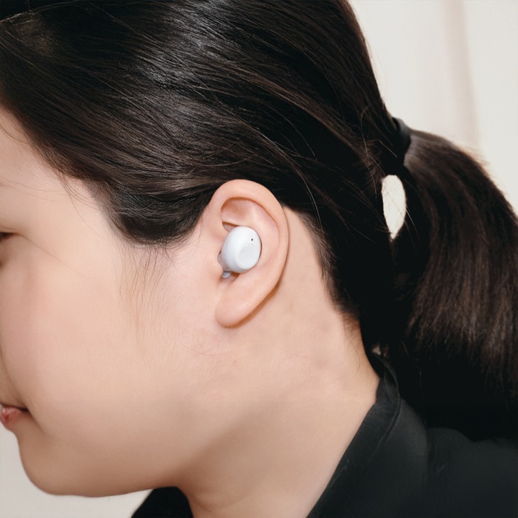 新品未使用　楽ちんヒアリング耳穴型集音器 RA-SABG1 オークロン 楽ちんヒアリング 耳穴型 集音器 RA-SABG1〈RASABG1