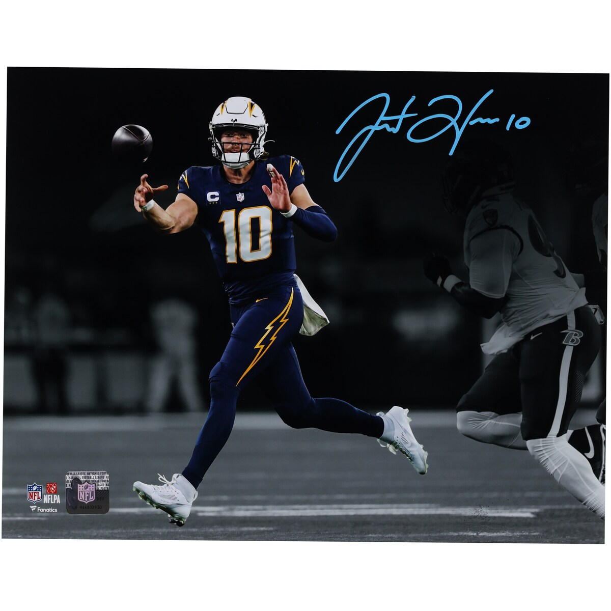 【公式シリアル番号付】NFL チャージャーズ ジャスティン・ハーバート 直筆サイン フォト (11x14) Fanatics Authentic/ファナティクスオーセンティック (AUT 11x14 PHOTO 45358)|Fanatics公式ストア 店
