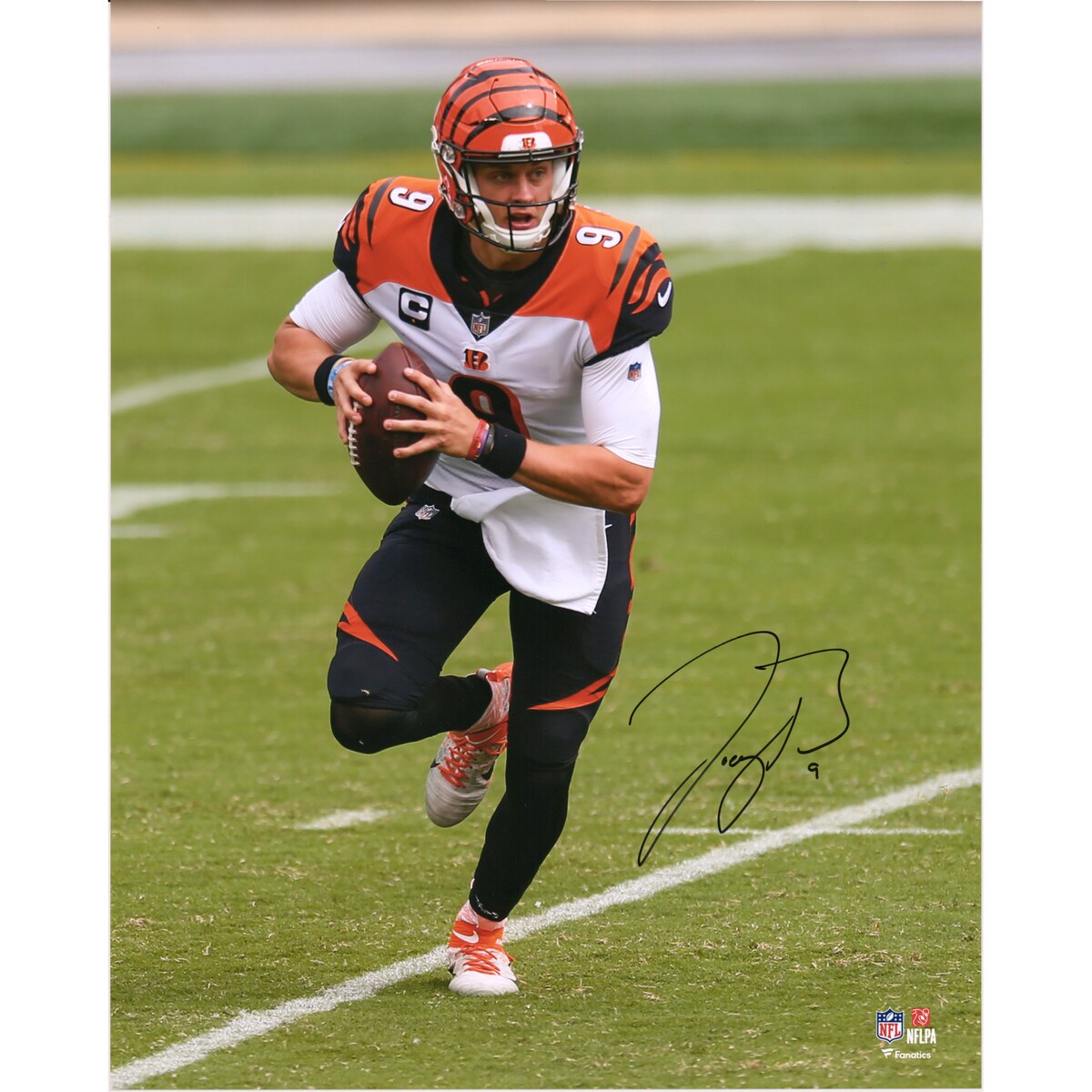 【公式シリアル番号付】NFL ベンガルズ ジョー・バロー 直筆サイン フォト （16x20） Fanatics Authentic/ファナティクスオーセンティック (AUT 16x20 PHOTO 44568)