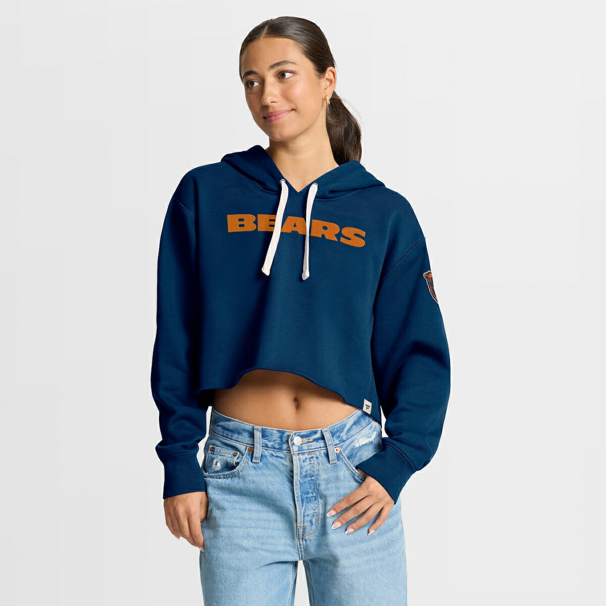 【公式グッズ】NFL ベアーズ パーカー Fanatics/ファナティクス レディース ネイビー (NFL Womens Hometown Heritage Cropped Hoodie)｜Fanatics公式ストア 店