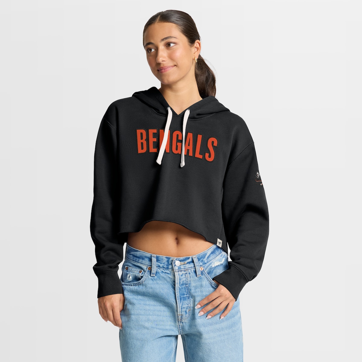 【公式グッズ】NFL ベンガルズ パーカー Fanatics/ファナティクス レディース ブラック (NFL Womens Hometown Heritage Cropped Hoodie)