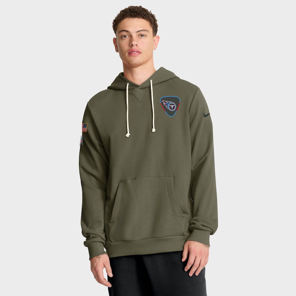 【公式グッズ】NFL タイタンズ パーカー Nike/ナイキ メンズ オリーブ (25 Men's Nike Salute to Service Sideline Dominant Force PO Hood)