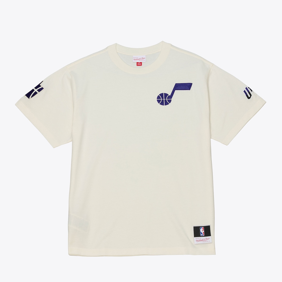 【公式グッズ】NBA ジャズ Tシャツ Mitchell & Ness/ミッチェル＆ネス メンズ クリーム (NBA Mens Hardwood Classics Chain Stitch Premium SS Tee)