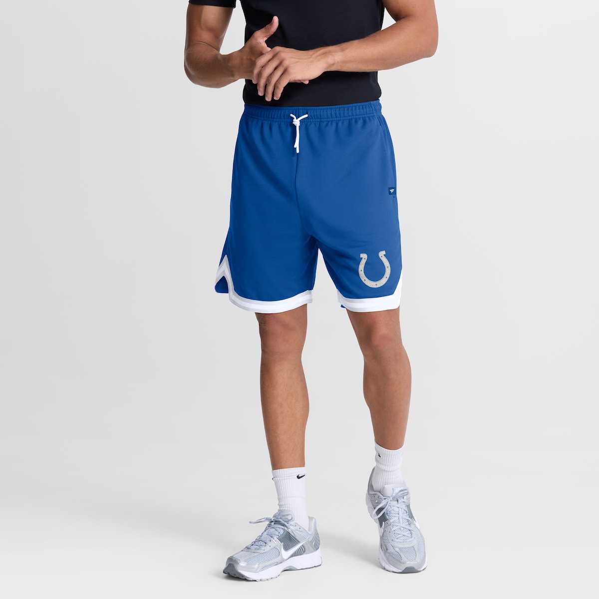 2026 ワールドカップ 堅苦しさ制服