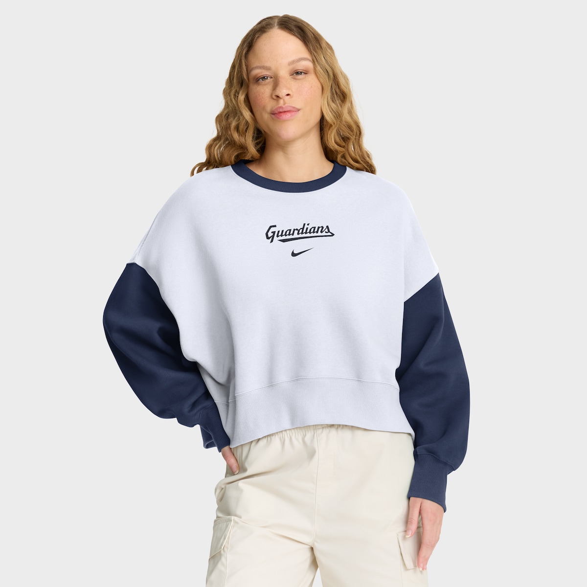 【公式グッズ】MLB インディアンス フリース トレーナー Nike/ナイキ レディース ホワイト (Women's Nike MLB Crewneck Fleece Primary)｜Fanatics公式ストア 店