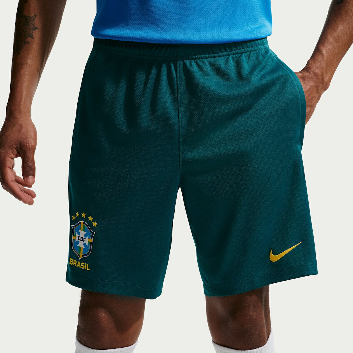 2026 ワールドカップ 堅苦しさ制服