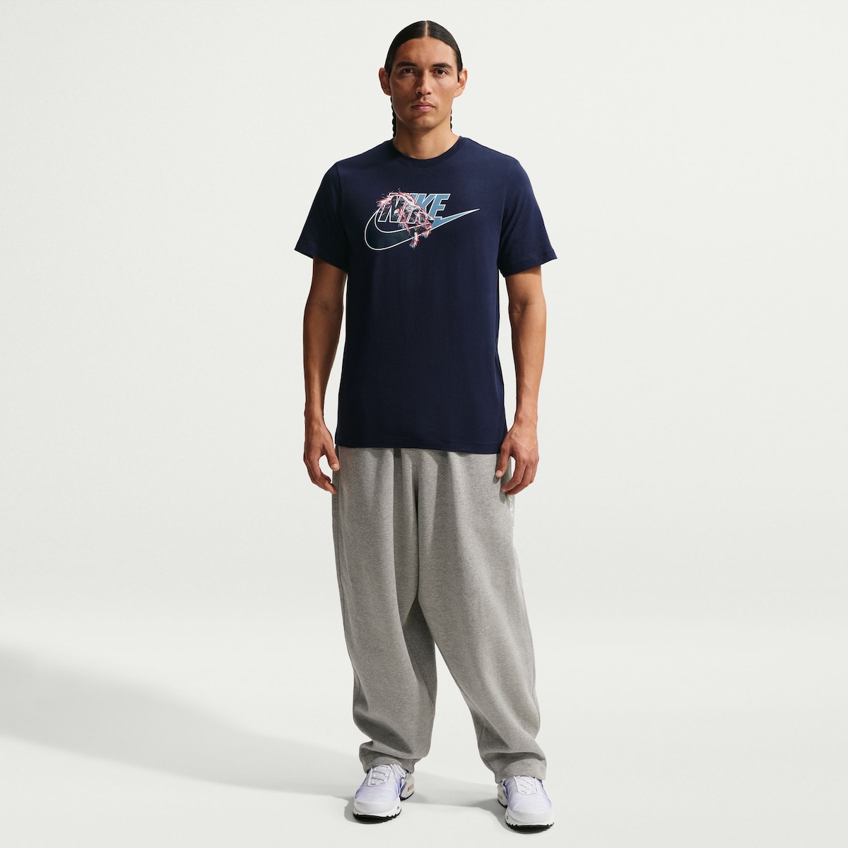 【公式グッズ】NATIONAL TEAM イングランド代表 Tシャツ Nike/ナイキ メンズ ネイビー (NIK SU26 Men's Futura Tee)