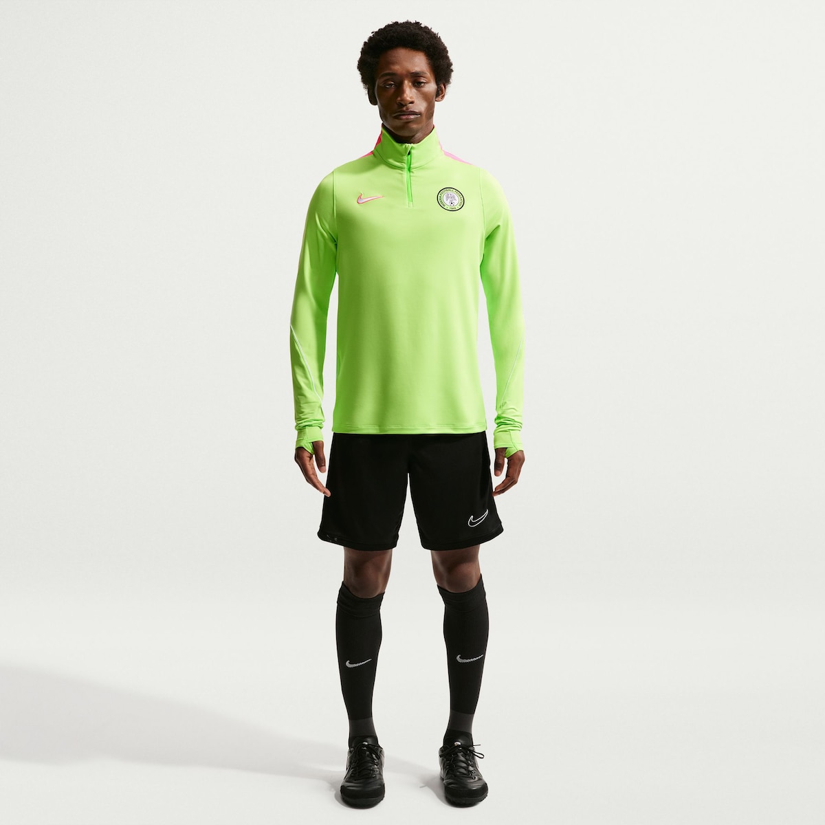 【公式グッズ】NATIONAL TEAM ナイジェリア代表 トレーニングウェア Nike/ナイキ メンズ グリーン (NIK SU26 Men's Dri-Fit Strike Drill Top)
