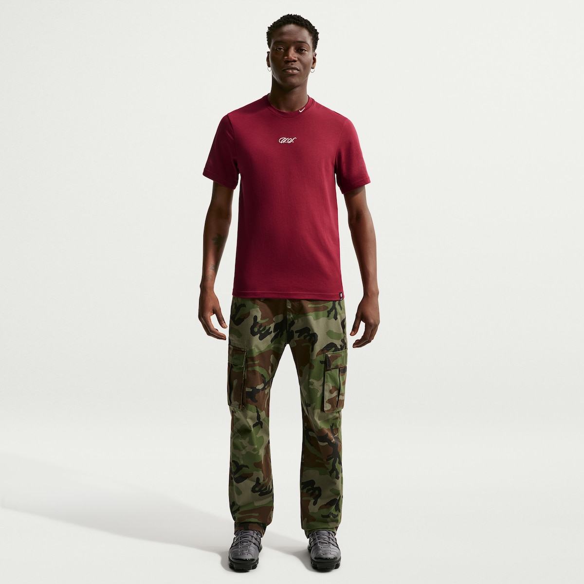 【公式グッズ】NATIONAL TEAM アメリカ代表 Tシャツ Nike/ナイキ メンズ レッド (NIK SU26 Men's Dri-Fit Primary Statement SS Tee)