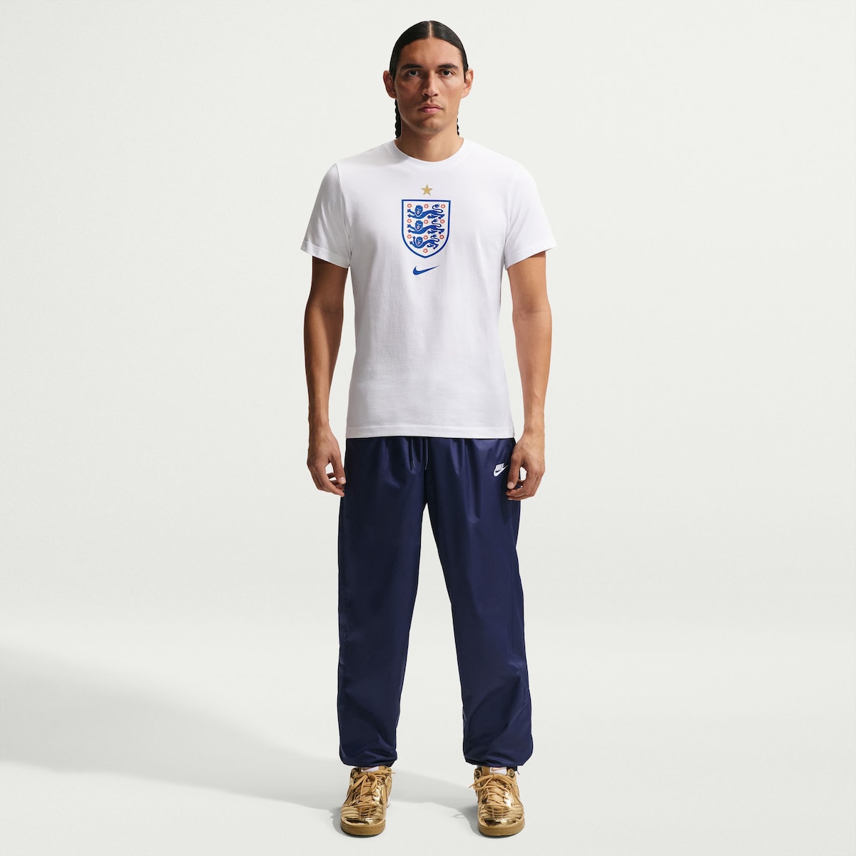 2026 ワールドカップ 堅苦しさ制服