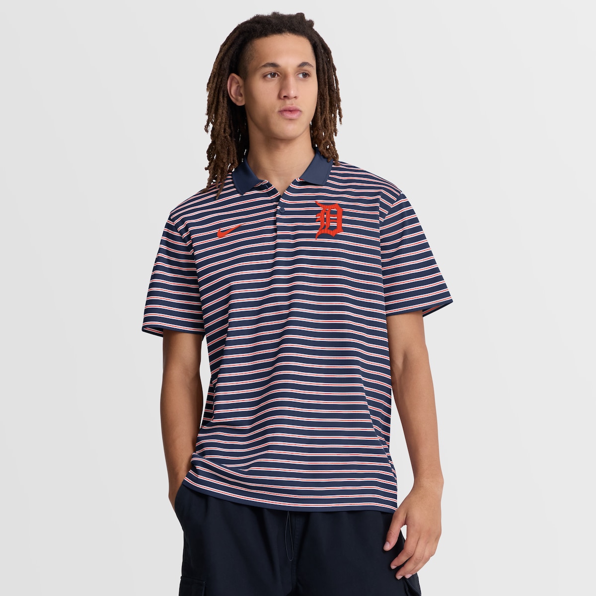 【公式グッズ】MLB タイガース ポロシャツ Nike/ナイキ メンズ ネイビー (Men's Nike MLB Team Striped Victory Polo)｜Fanatics公式ストア 店