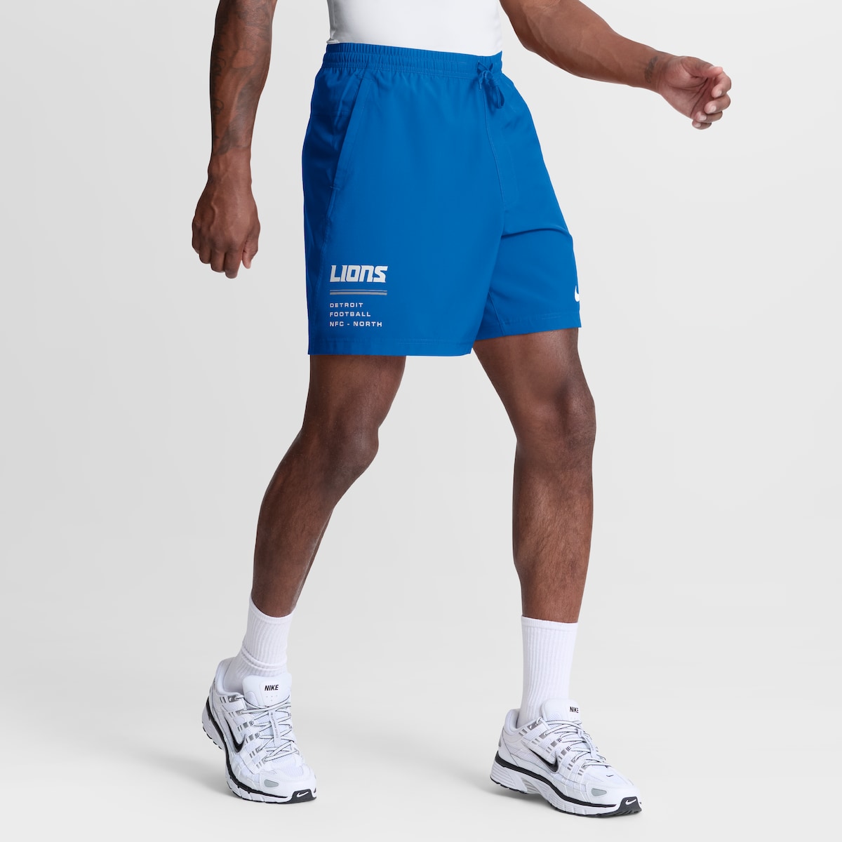 2026 ワールドカップ 堅苦しさ制服