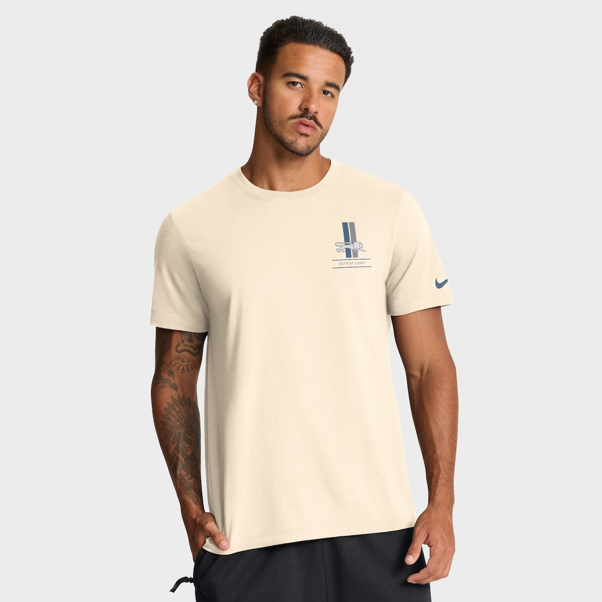 2026 ワールドカップ 堅苦しさ制服