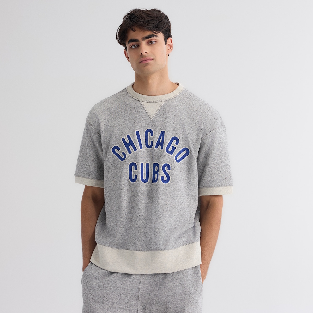 【公式グッズ】MLB カブス 半袖 トレーナー Fanatics/ファナティクス メンズ ヘザーグレイ (FANATICS AGILE SS SIDELINE TERRY CREW)|Fanatics公式ストア 店