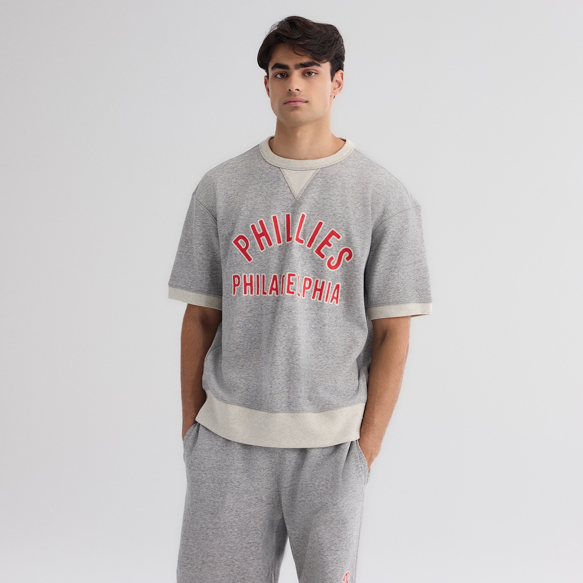 【公式グッズ】MLB フィリーズ 半袖 トレーナー Fanatics/ファナティクス メンズ ヘザーグレイ (FANATICS AGILE SS SIDELINE TERRY CREW)|Fanatics公式ストア 店