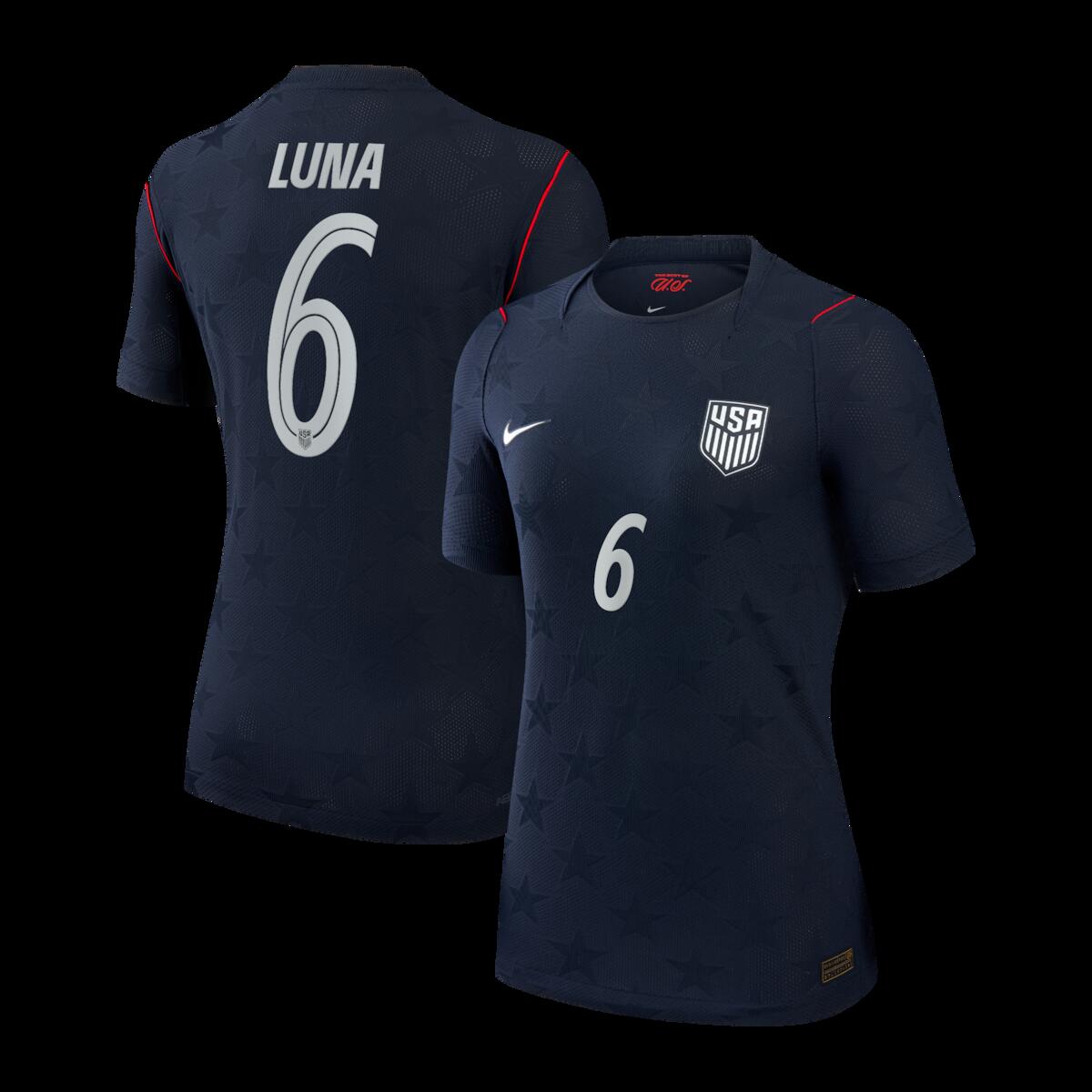 2026 ワールドカップ 堅苦しさ制服