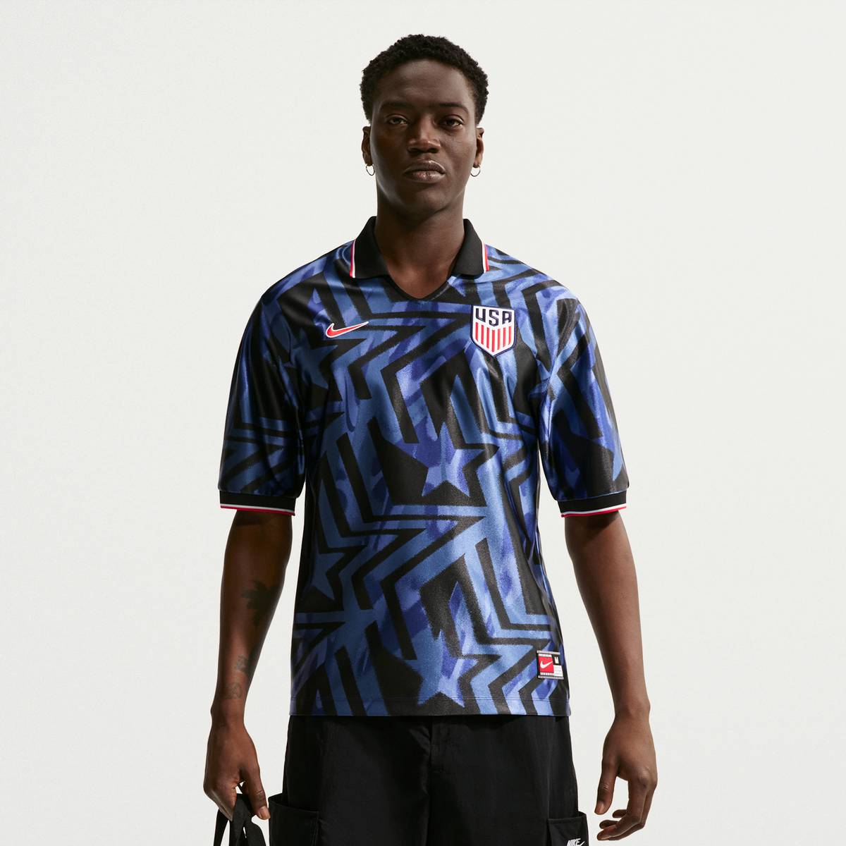2026 ワールドカップ 堅苦しさ制服