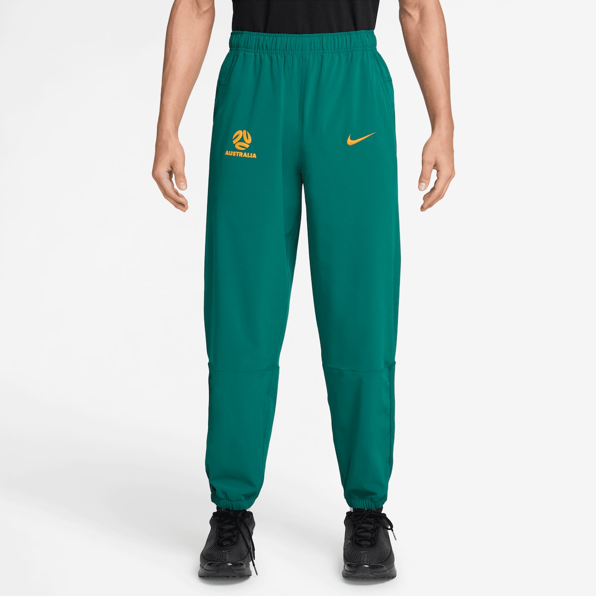 2026 ワールドカップ 堅苦しさ制服