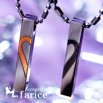 0130h681 天然美品★【エンジェルフェザー】★ペンダント 34x24x8mm(穴開けが無料） 二人で1つのハートインハートエンジェルフェザー(天使の