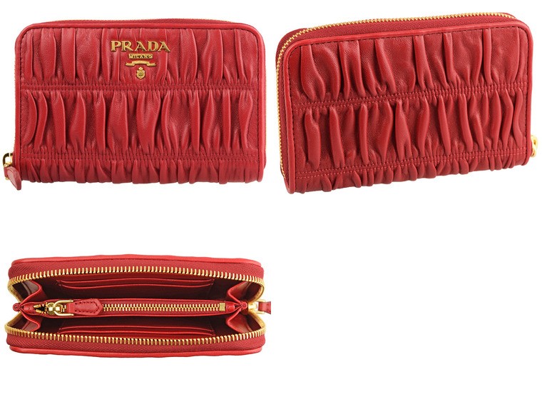 送料無料（北海道・沖縄県除く！） PRADA プラダ 長財布 ラウンド 