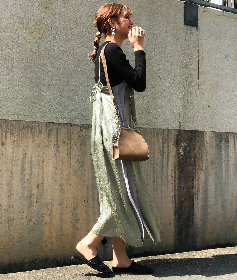 楽天市場 ワンピース 秋 ロング レディース 袖なし キャミワンピ キャミソール ブラウス ニット カットソー ワイドパンツ スカート レイヤード 重ね着 サテン シアー スリット ヴィンテージサテン お洒落 大人カジュアル きれいめ ワンピース 体型カバー ゆったり M