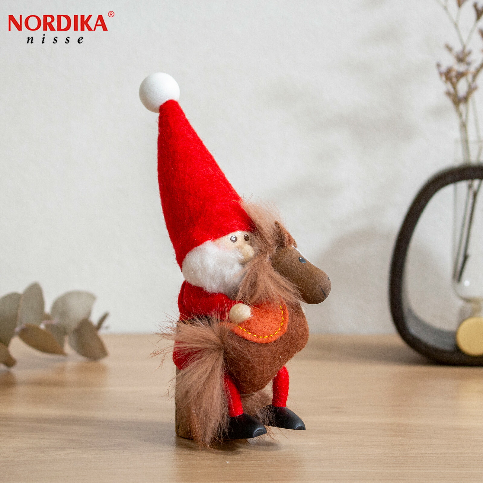 楽天市場】ノルディカニッセ 2025 新作 馬を抱えたサンタ ＋