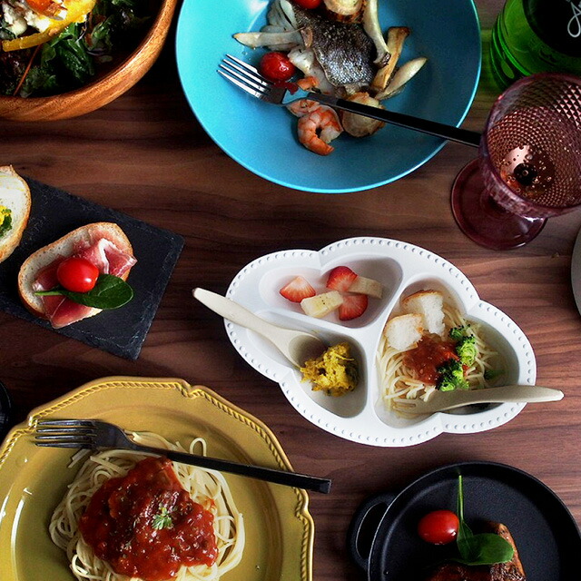 楽天市場 Lien De Famille Bien Mange リヤンドファミーユ ビヤン マンジェ ベビー食器 ベビー食器セット 離乳食 赤ちゃん 出産祝い おすすめ おしゃれ 北欧 人気 ブランド 男の子 女の子 ワンプレート 仕切り 日本製 Favras ファブラス 雑貨 ギフト