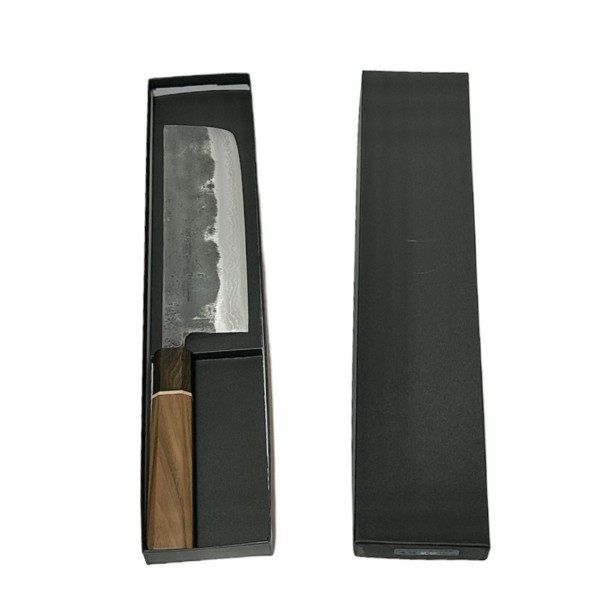 【送料無料】 越前数馬作　鳴神　菜切包丁165mm　白二多層鋼　松炭焼入　SGW八角柄　　620541　202401