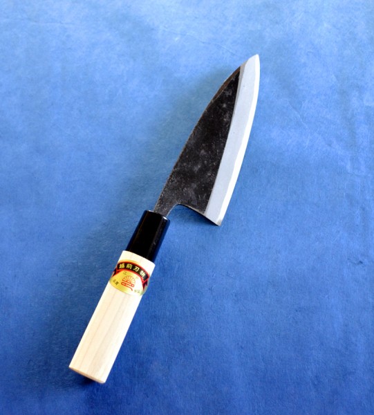 江戸菊水　薄出刃庖丁 黒打　120mm　鋼付　黒プラ桂木柄　　624012　202102 6,023円