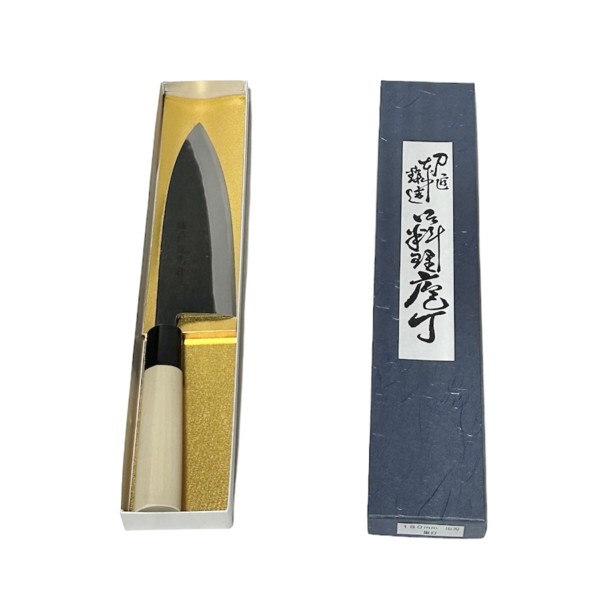 【送料無料】越前数馬作　黒打 出刃包丁　白二鋼　180mm　水牛桂鎬柄付　　625524　202402｜日用品卸問屋　火の鳥