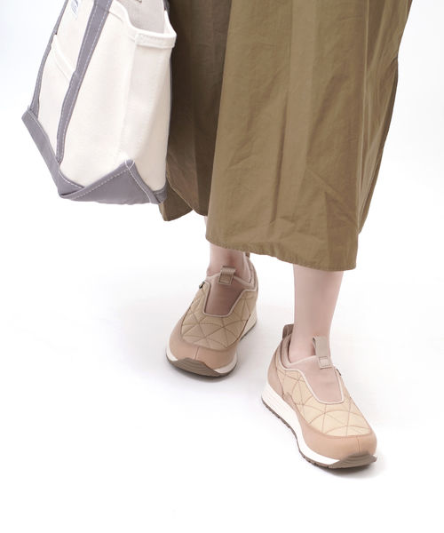 【40%OFF】テバ Teva キルティング 全天候対応 スリッポン シューズ エンバー コミュート スリッポン ウォータープルーフ W EMBER COMMUTE SLIP-ON WP・1116050-2542002(レディース)(D-4)(last_1)｜February