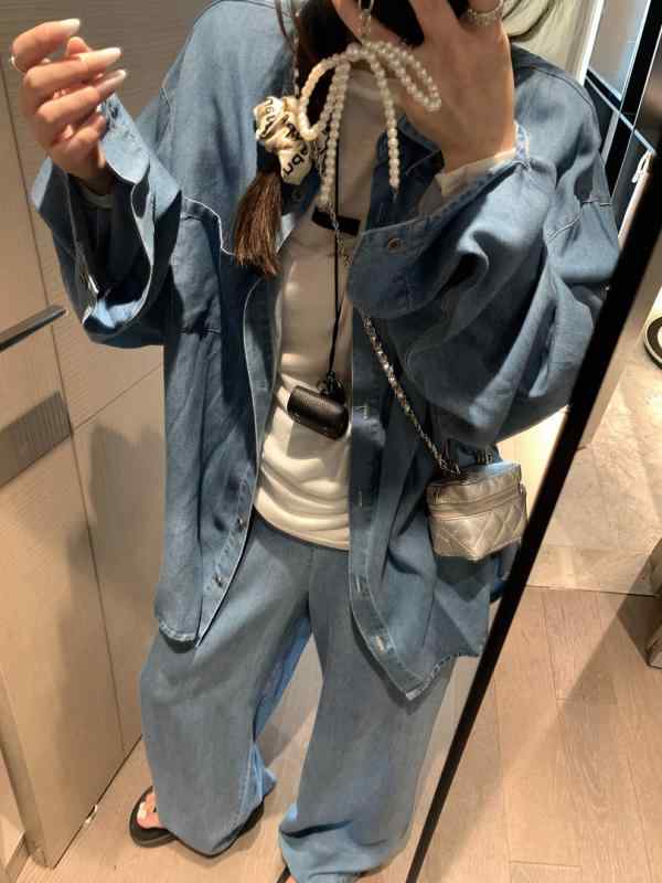 デニム シャツ ブラウス 長袖 青 レディース 天 糸 カウボーイシャツ 女 2024 春夏 薄手 コートが ゆったりしていて だるくて 痩せている 感じが シャツを 着ている