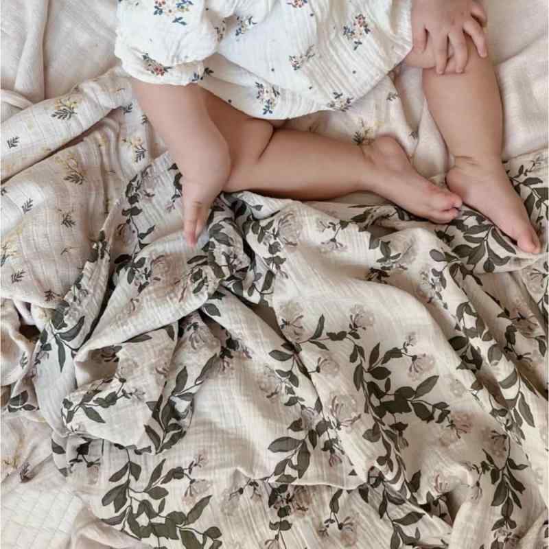 ベビー 綿100% 花柄 大判 タオル ブランケット 浴巾 包み 乳幼児用 多機能 空調対応 柔らかい 吸湿性 軽量