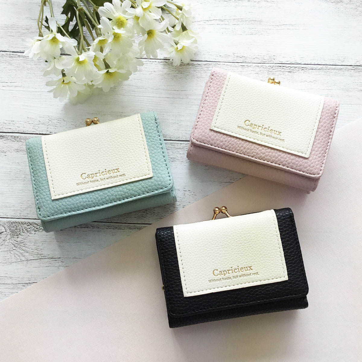 楽天市場 Capricieux ミニ口金財布 ミニ財布 レディース がま口 シンプル 小さい 高見え 手のひらサイズ ミニマリスト プレゼント 人気 ブランド フェミニン カプリッシュ 三つ折り フェリッシュ