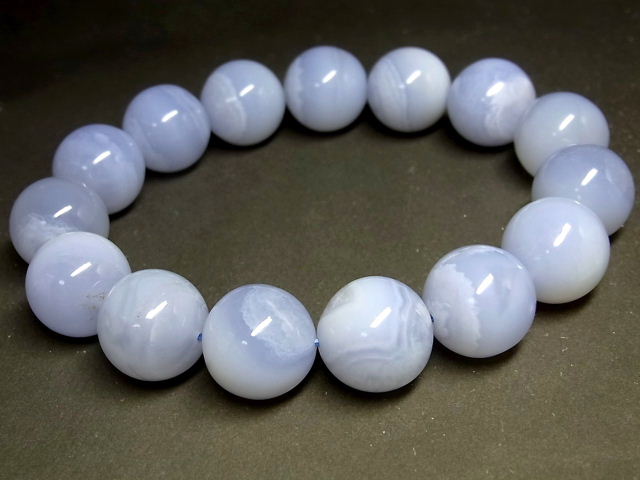 力強さ石ころ 天然石 大粒 ブルーカルセドニ 青玉髄 腕輪 14粍  【Felistone】 ChalcedonyB10