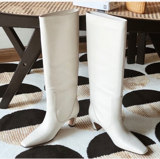 わ*ー様 ウエスタンブーツ ホワイト スネーク柄 楽天市場】ロングブーツ ウエスタンブーツ ポインテッドトゥ 柄