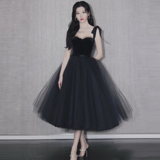 【取寄】結婚式ドレス レディース プリンセス ノースリーブ リボン レース 肩出し ビスチェ ベアトップ チューブトップ ハートネック 演奏会 二次会 謝恩会 パーティー ステージ衣装 華やか エレガント